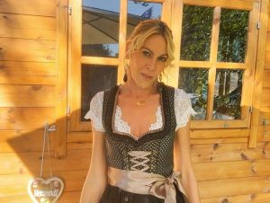 Miley-Weasel Porno Video: CRAZY!! Oktoberfestshooting...gefi**t bevor es losgeht !!