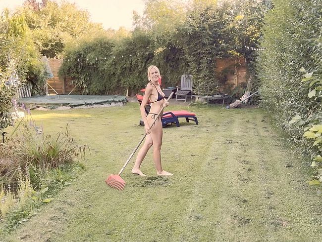 Miley-Weasel Porno Video: Quickie beim Rasenmähen...er hatte dicke Eier und ich wollte gefi**t werden!